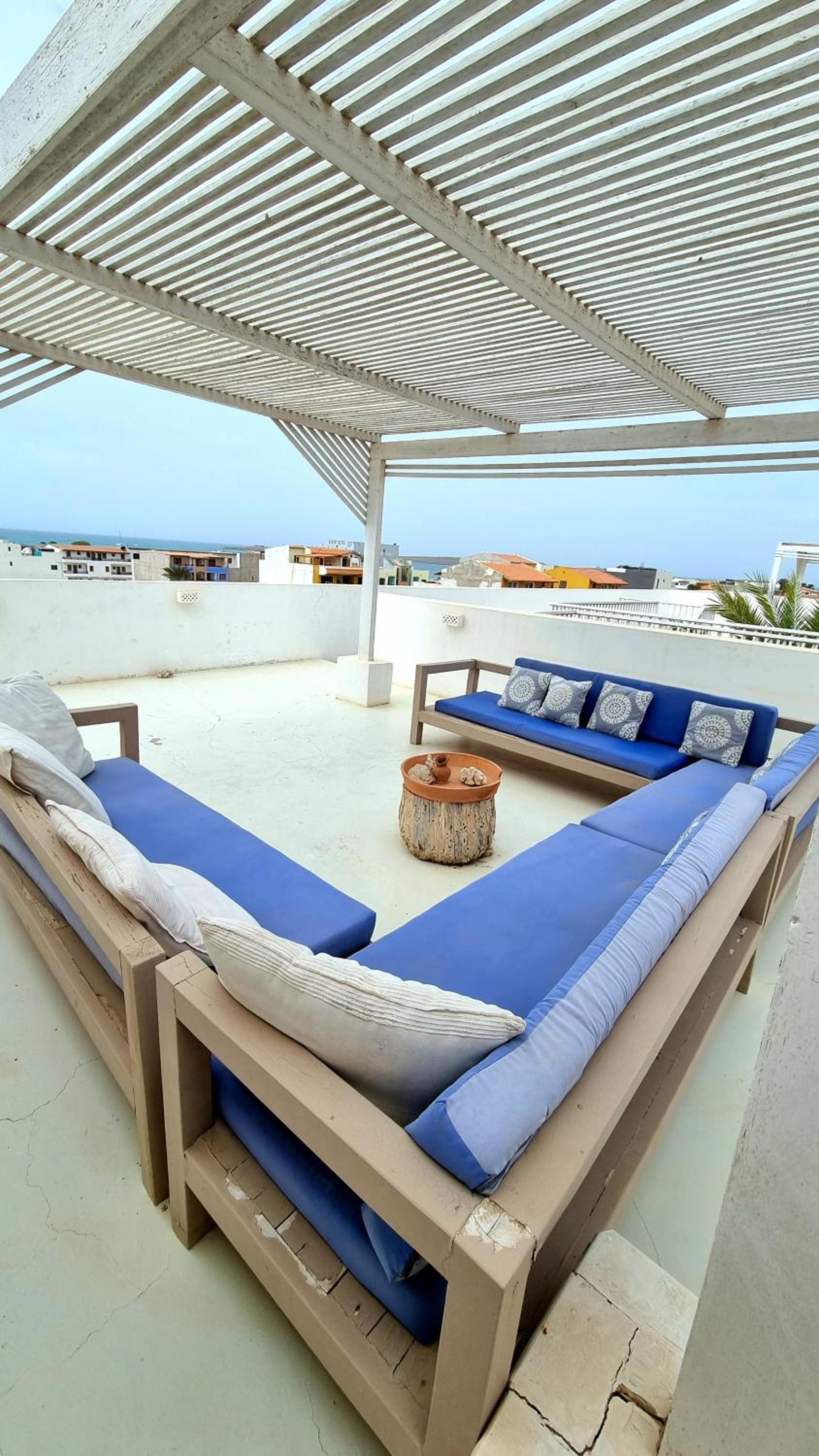 Surf House Casa Vehla