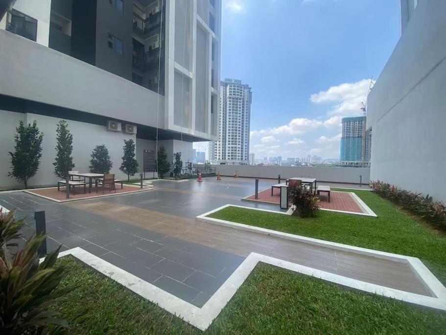 Platinum Arena Old Klang Road Midvalley