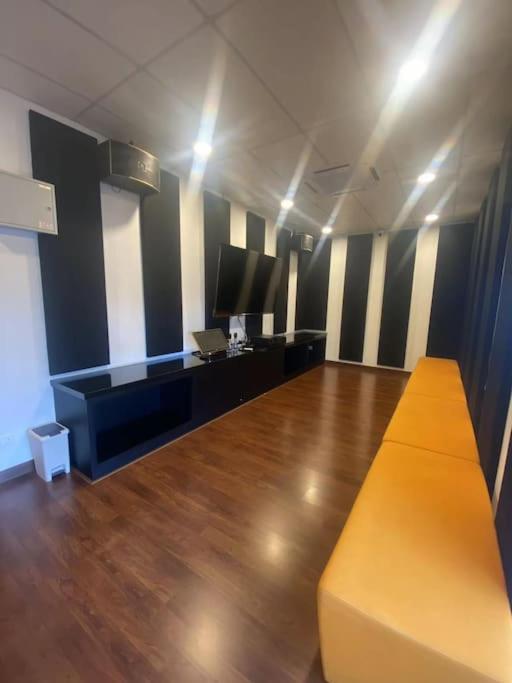 Platinum Arena Old Klang Road Midvalley