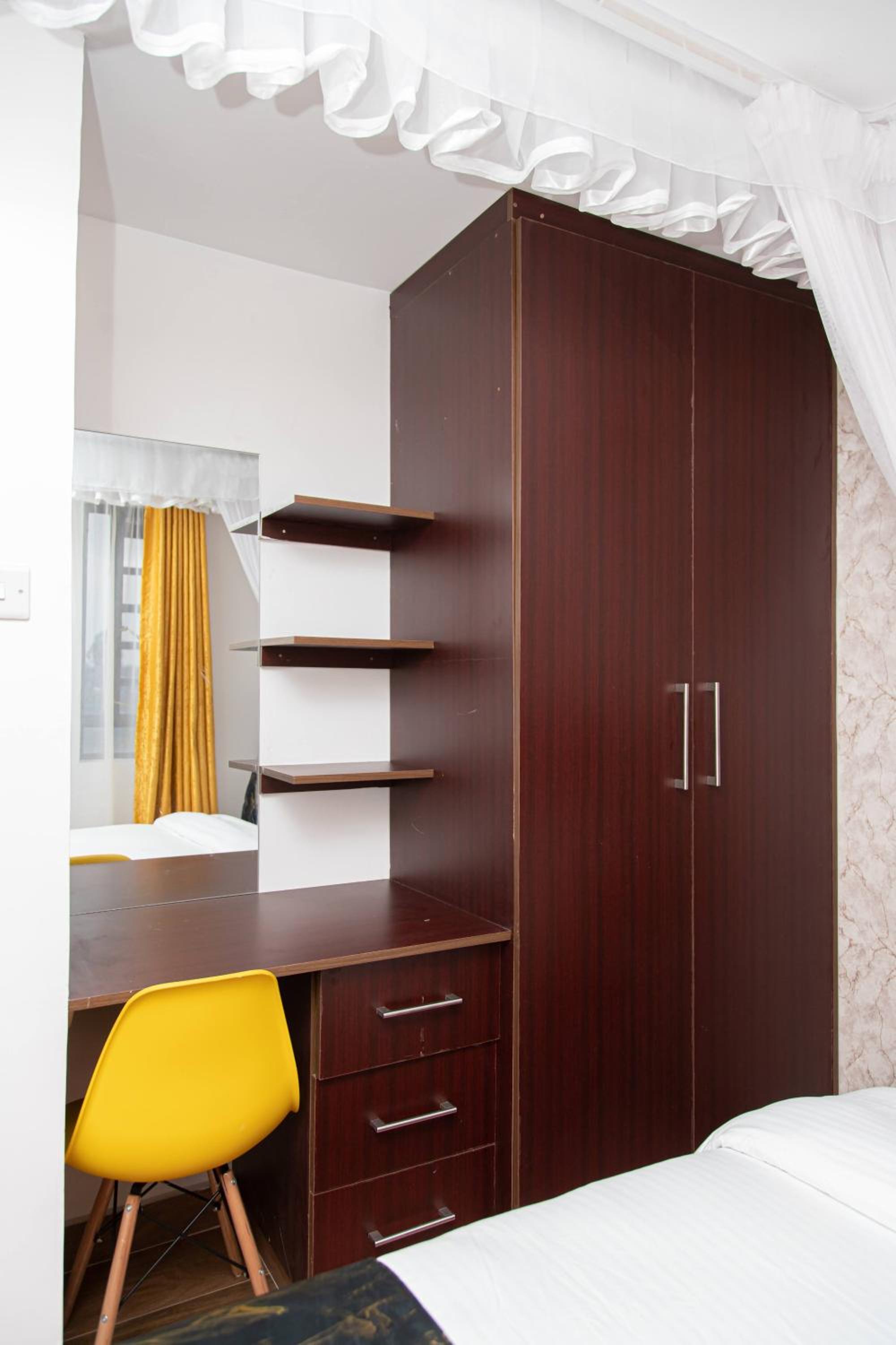 CynRose Suites