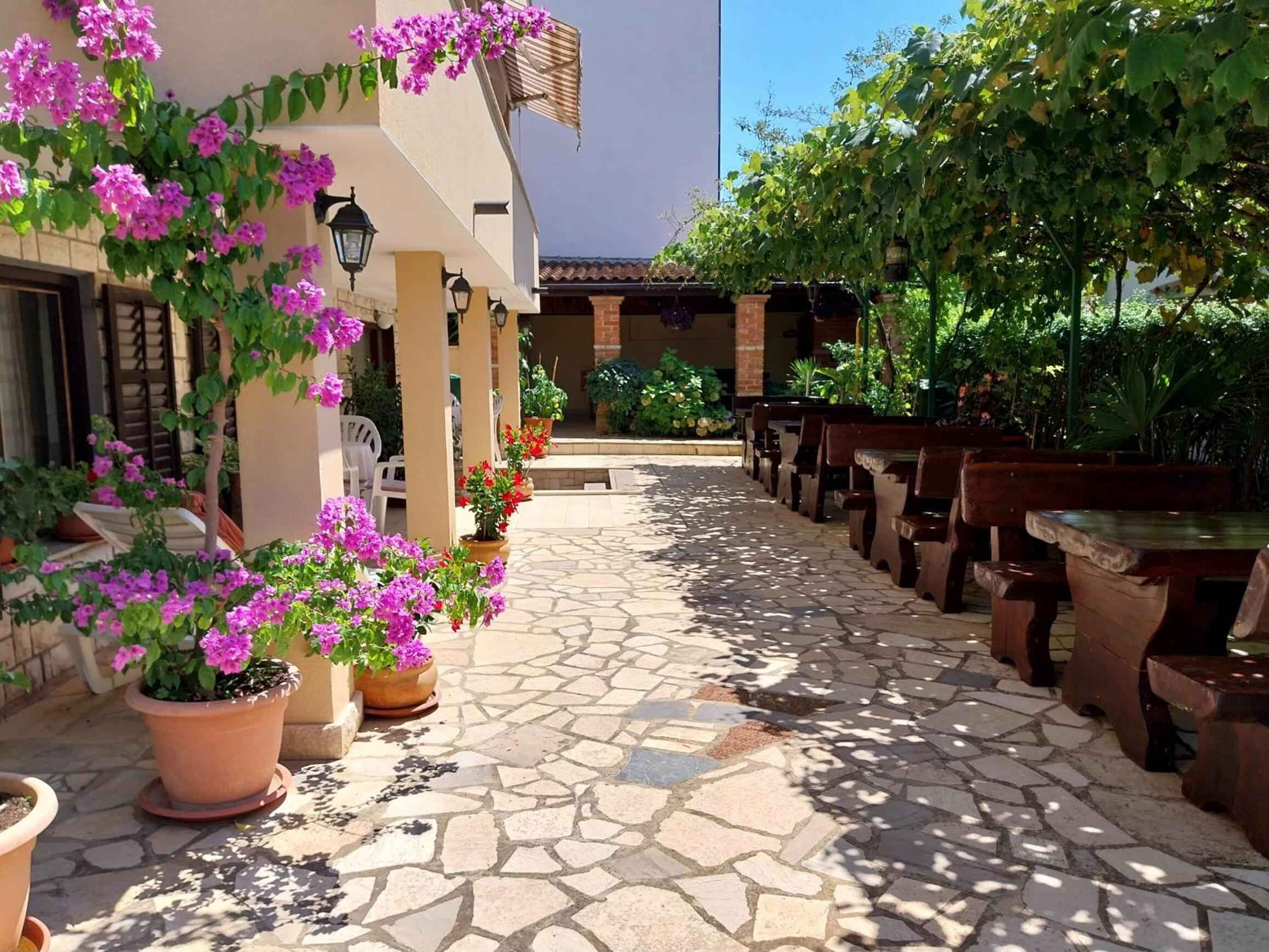 Apartments Josip