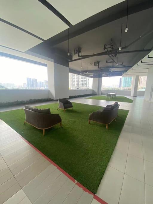 Platinum Arena Old Klang Road Midvalley