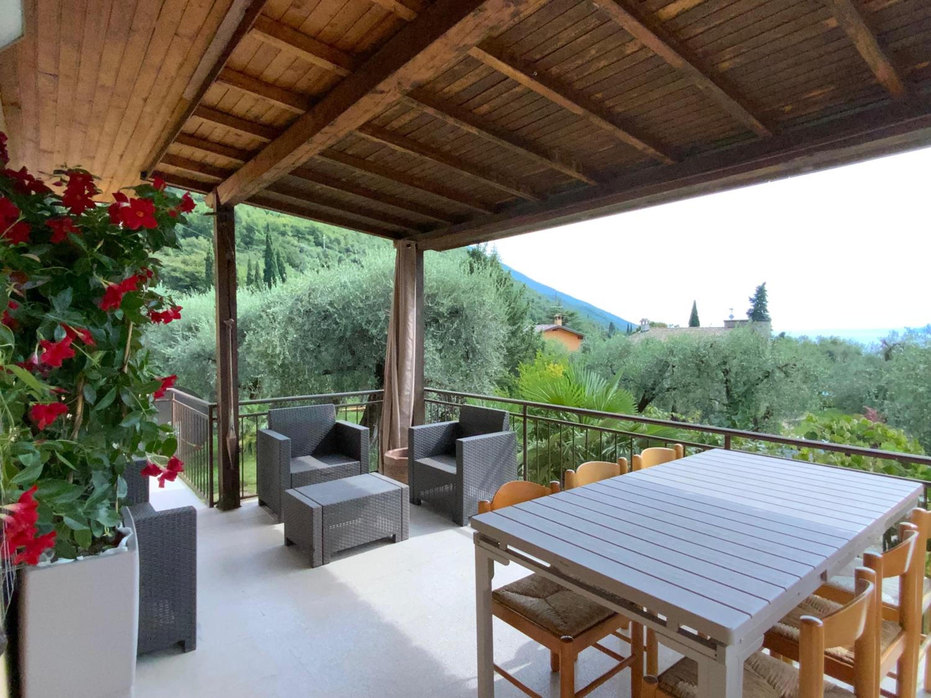 Villa dei Limoni view 2