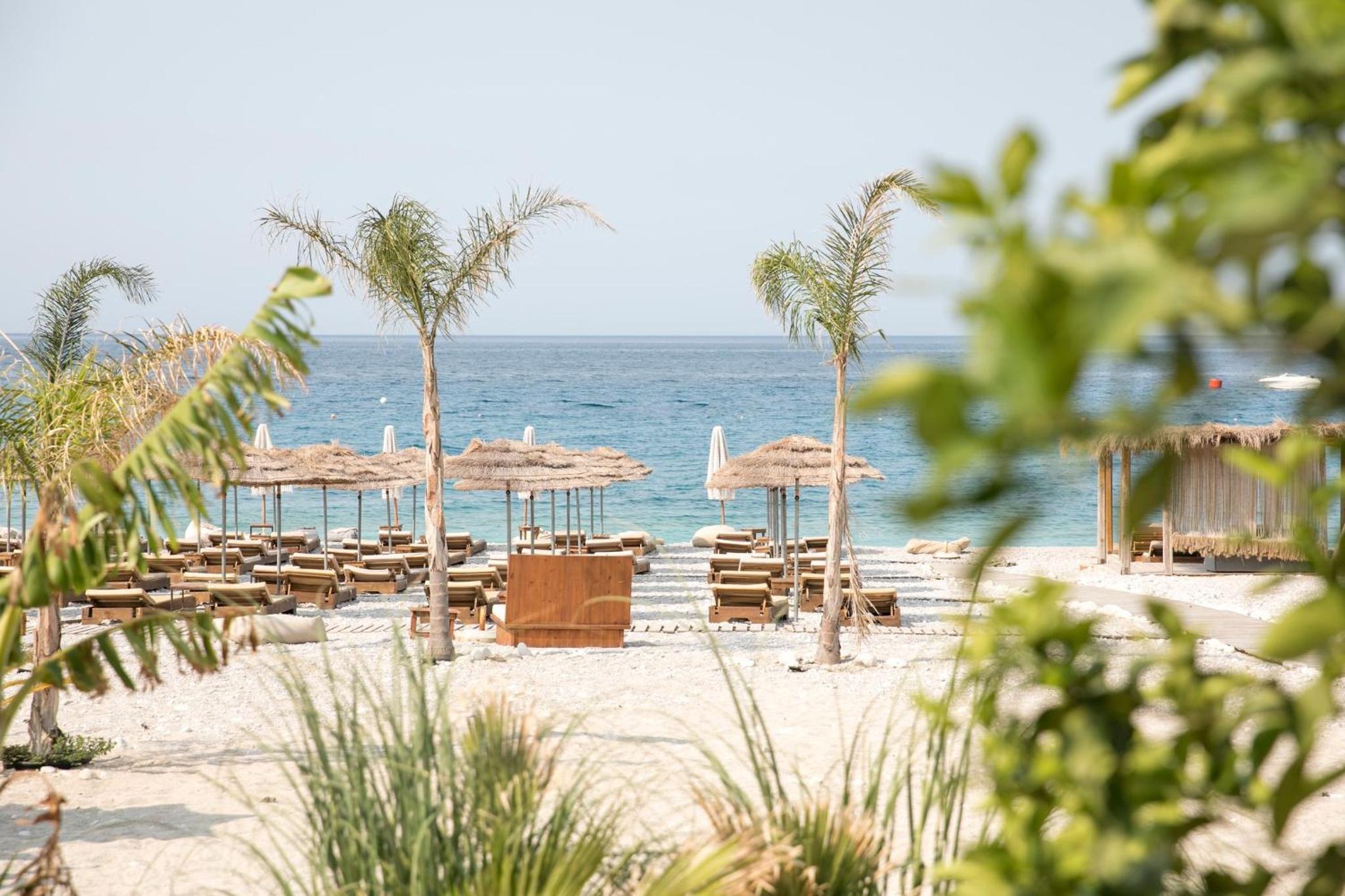 Sea Drive Luxury Vila Green Coast
