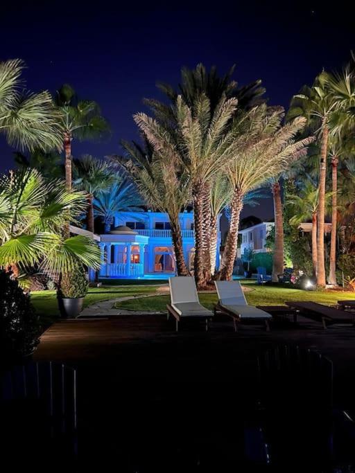 Beachfront villa Meneou