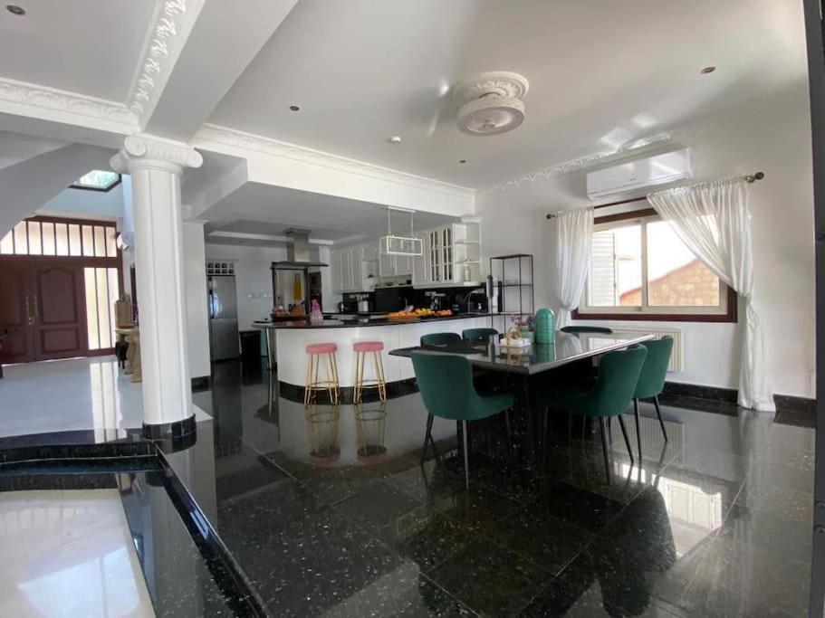 Beachfront villa Meneou