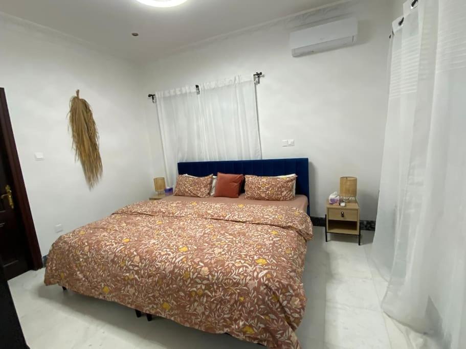 Beachfront villa Meneou