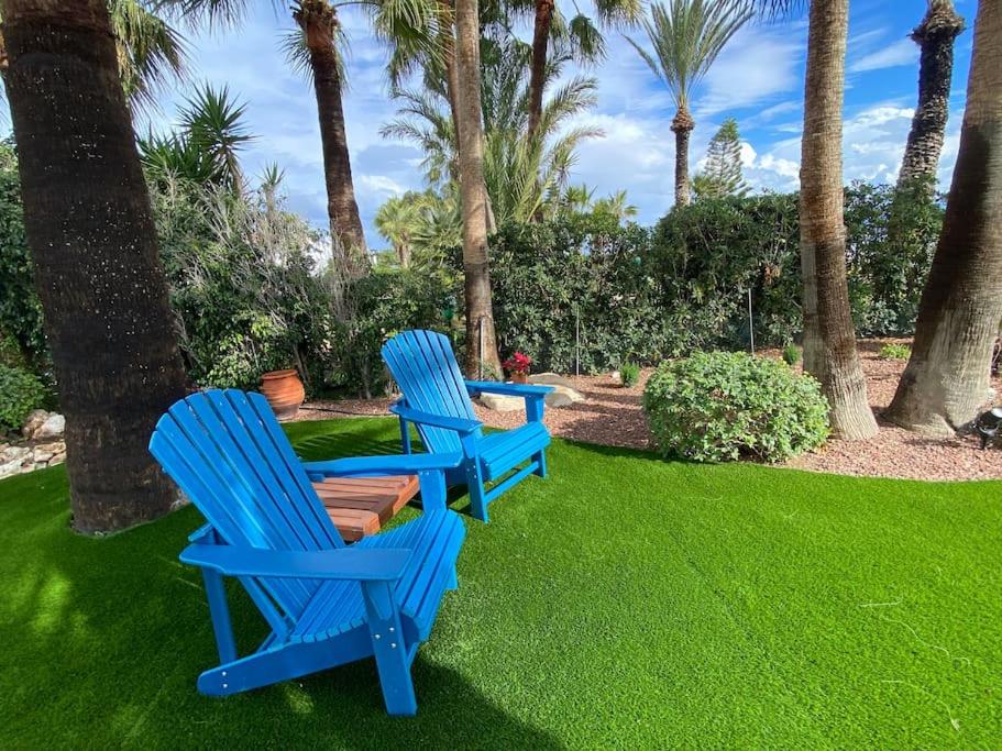 Beachfront villa Meneou