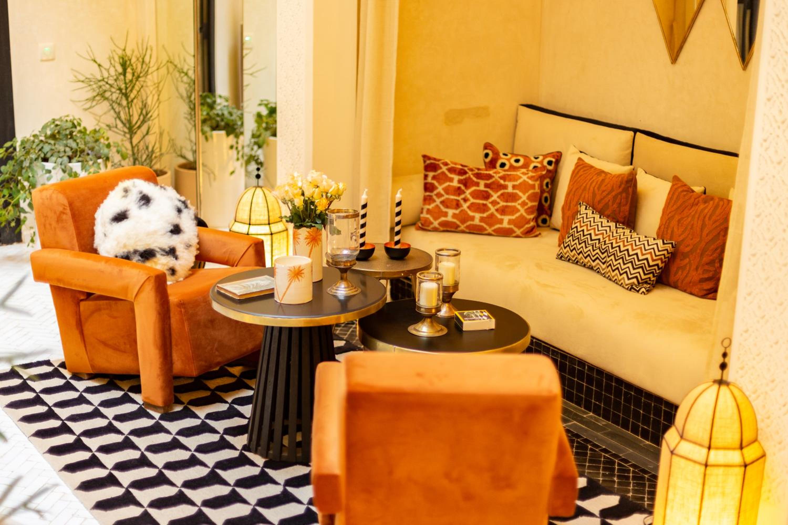 lounge