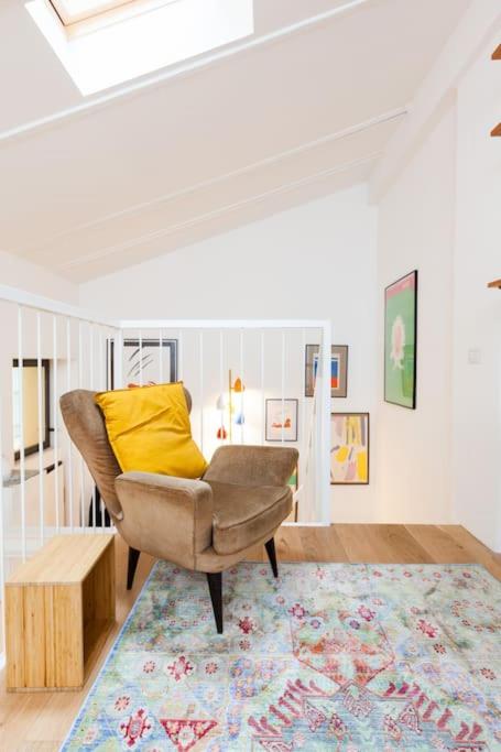 Designer loft near Bocconi and Porta Romana M3