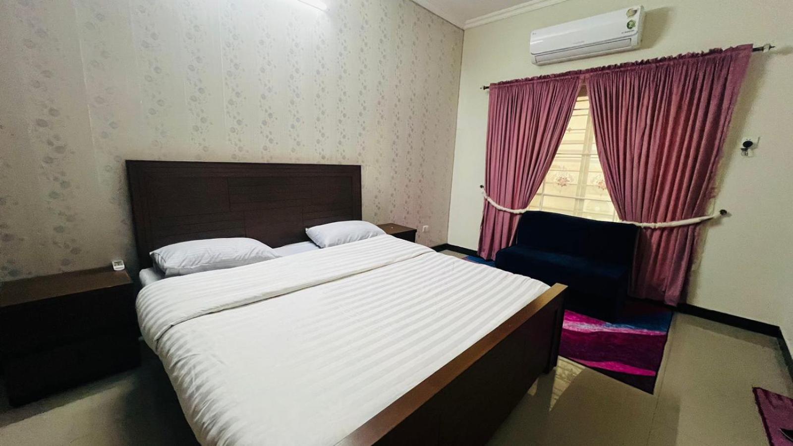 Beautiful 3-Bed Apartment in Islamabad