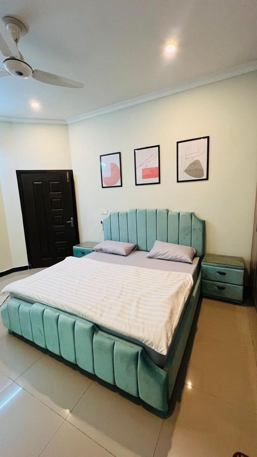 Beautiful 3-Bed Apartment in Islamabad