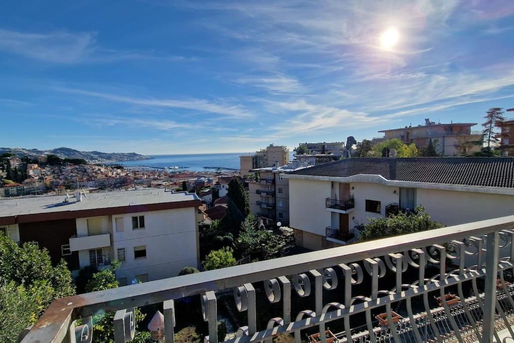 WH - VILLA - Vista Mare - Doppio Parcheggio Privato - Wifi view 4