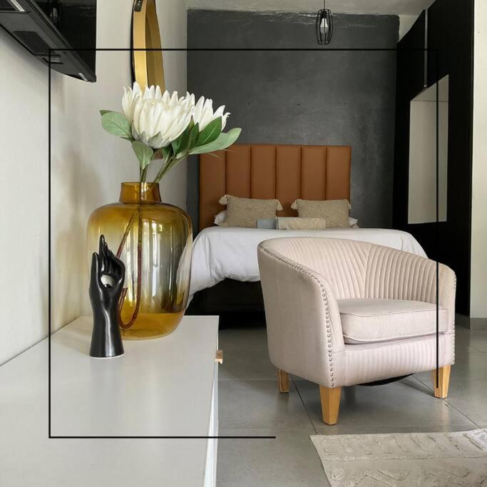 Cosy apt 5min to Sandton City 14