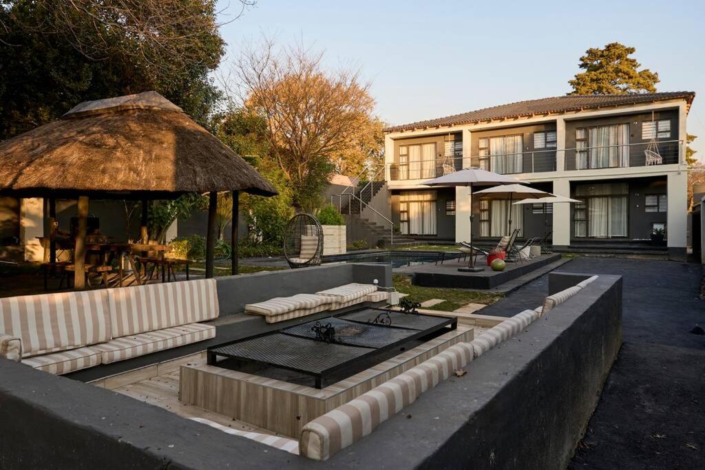 Cosy apt 5min to Sandton City 14