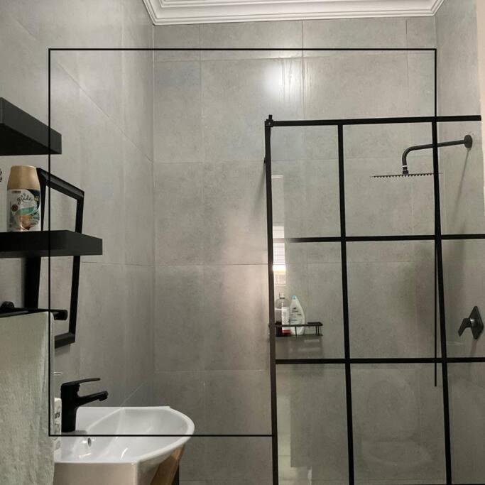 Cosy apt 5min to Sandton City 14