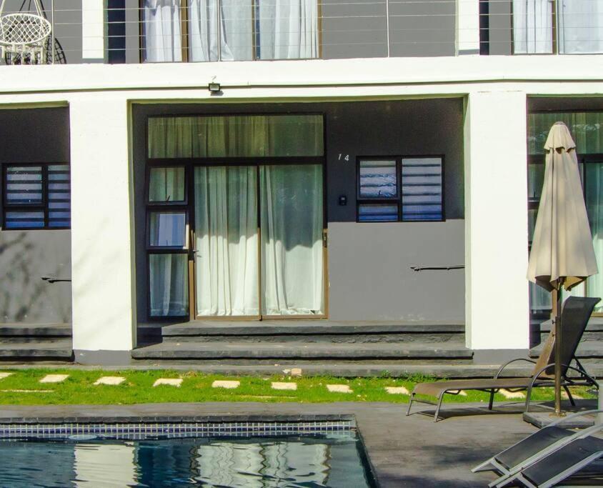 Cosy apt 5min to Sandton City 14