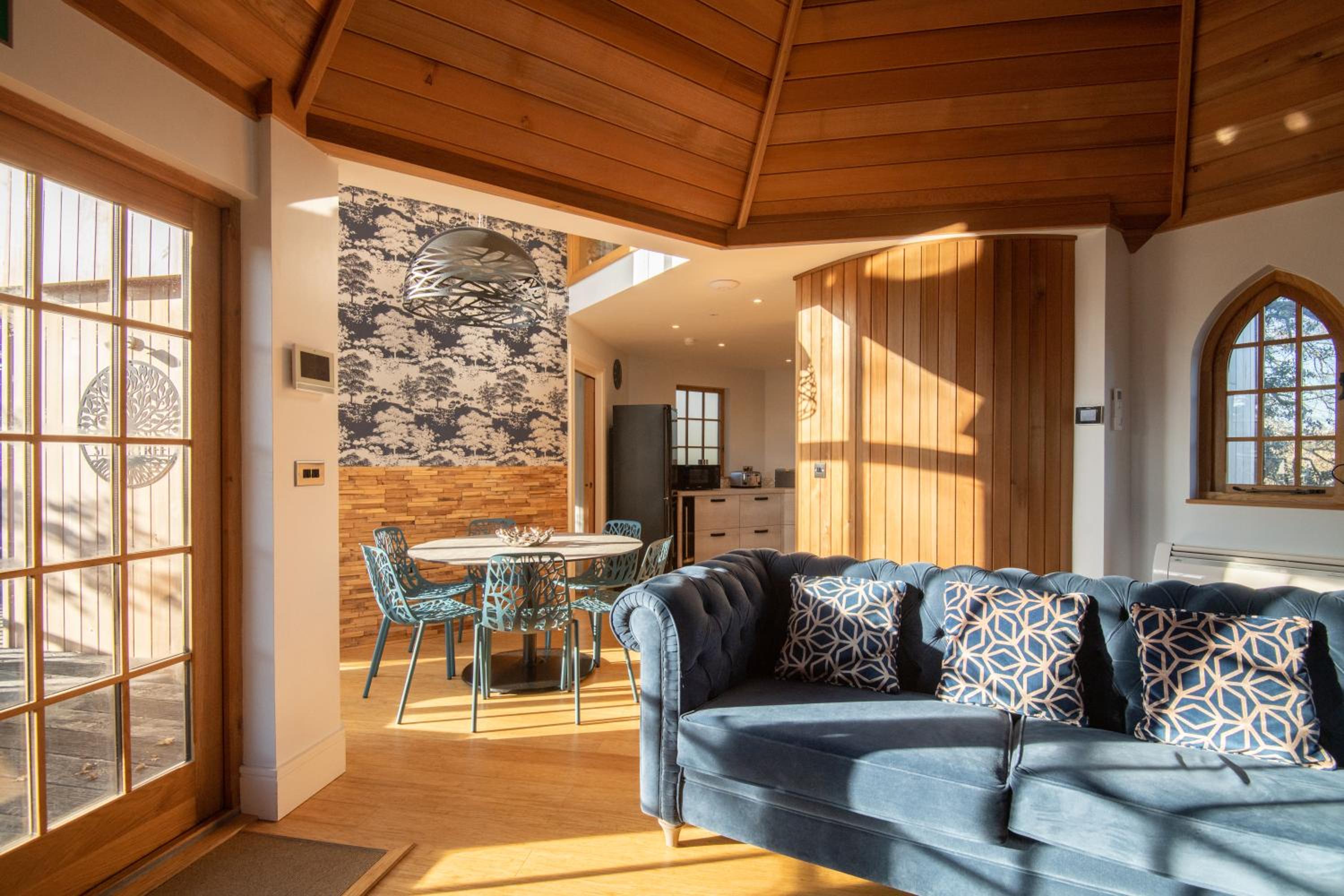 Silvertree House with Hot Tub Park Facilities