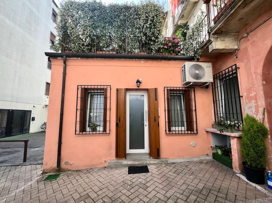 Encantador Apartamento, Italia
