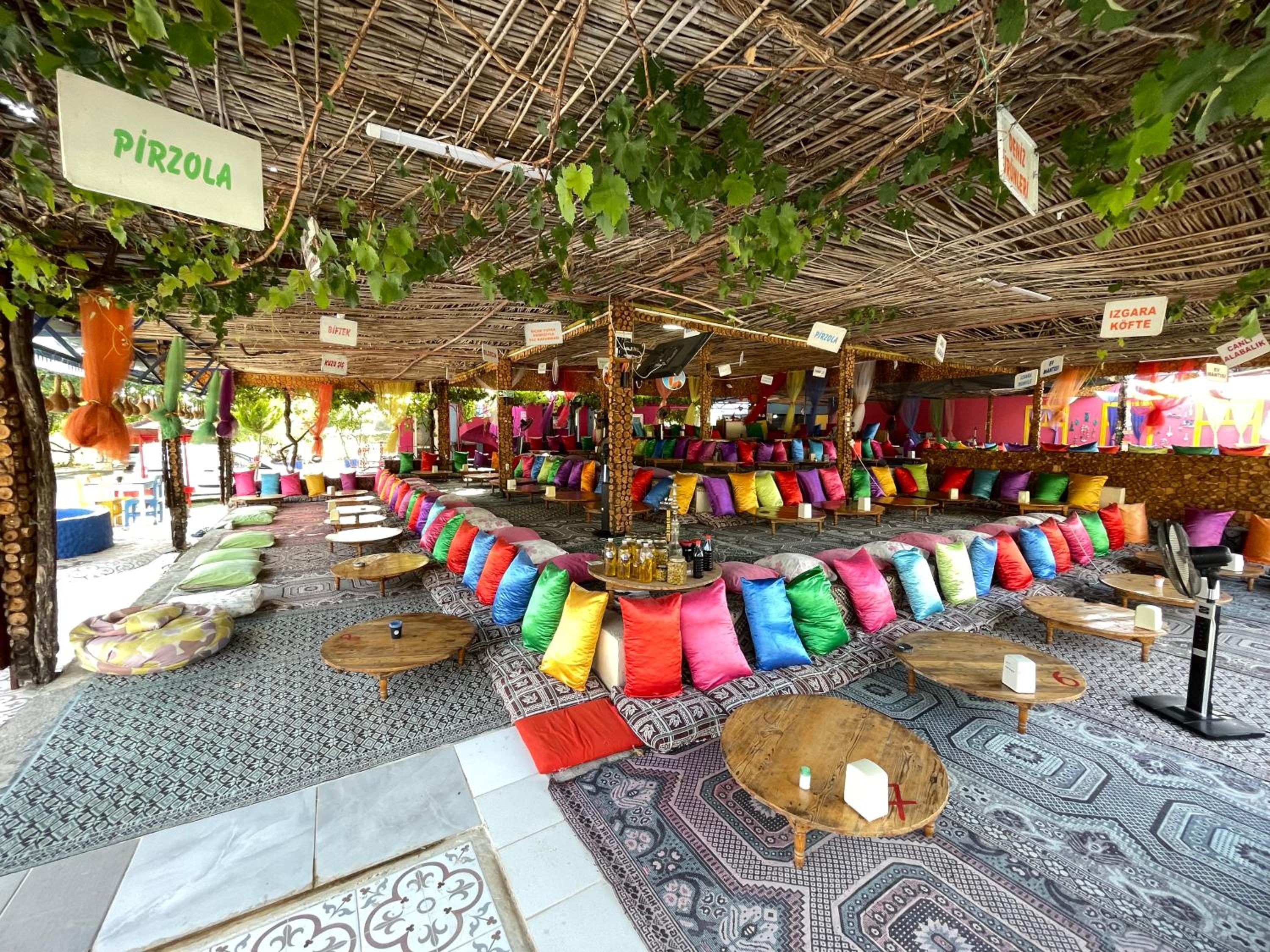 lounge