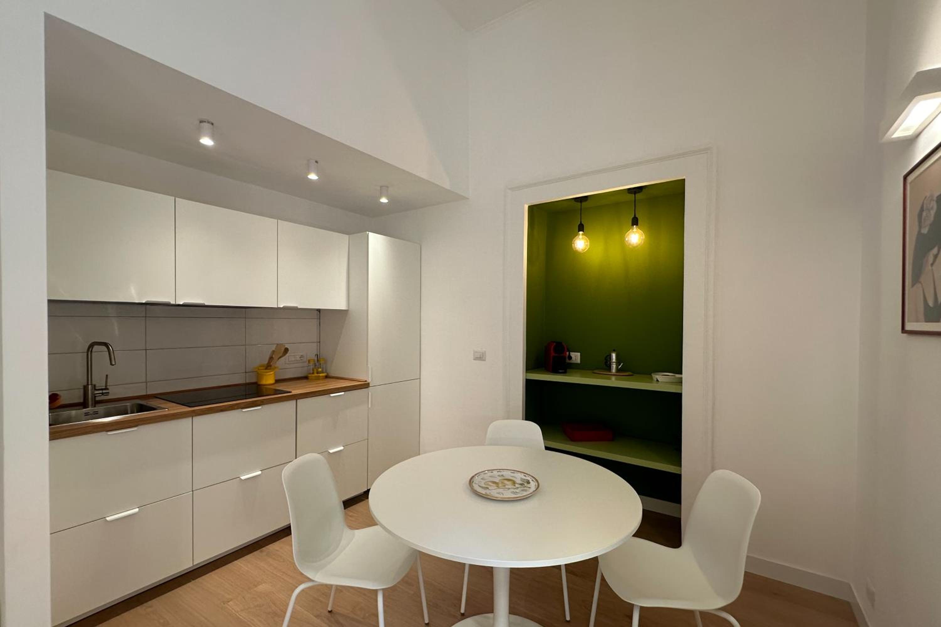 Tom apartments