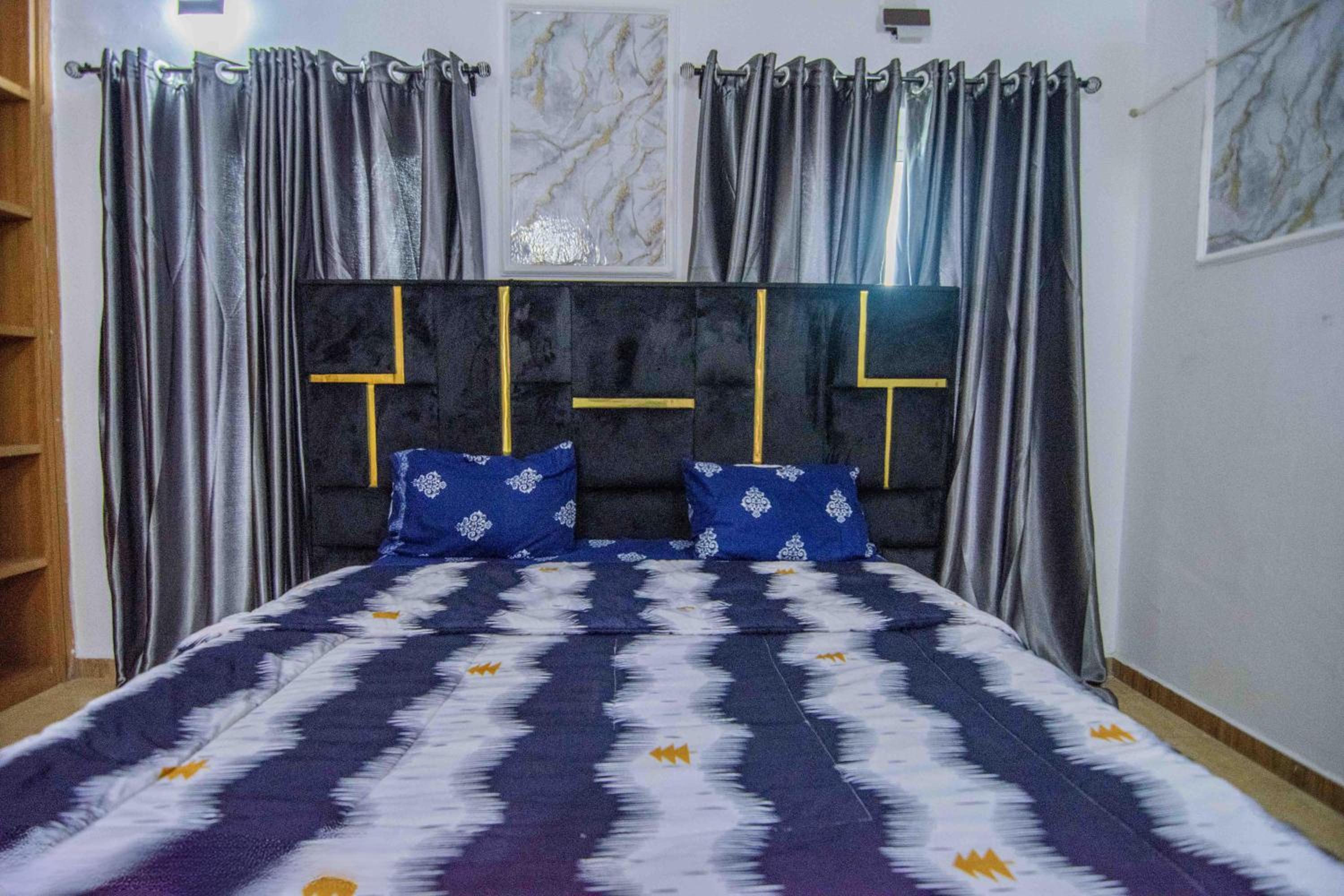 2 Bed Luxury Apartment in Oniru Vi Lagos view 5