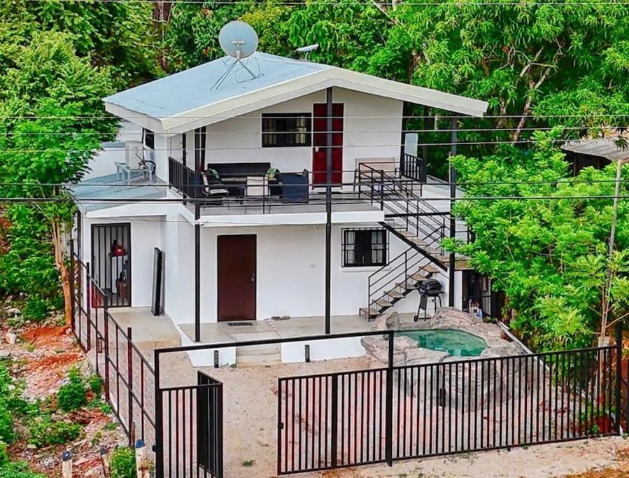 Casa Terraza Main House and Terrace