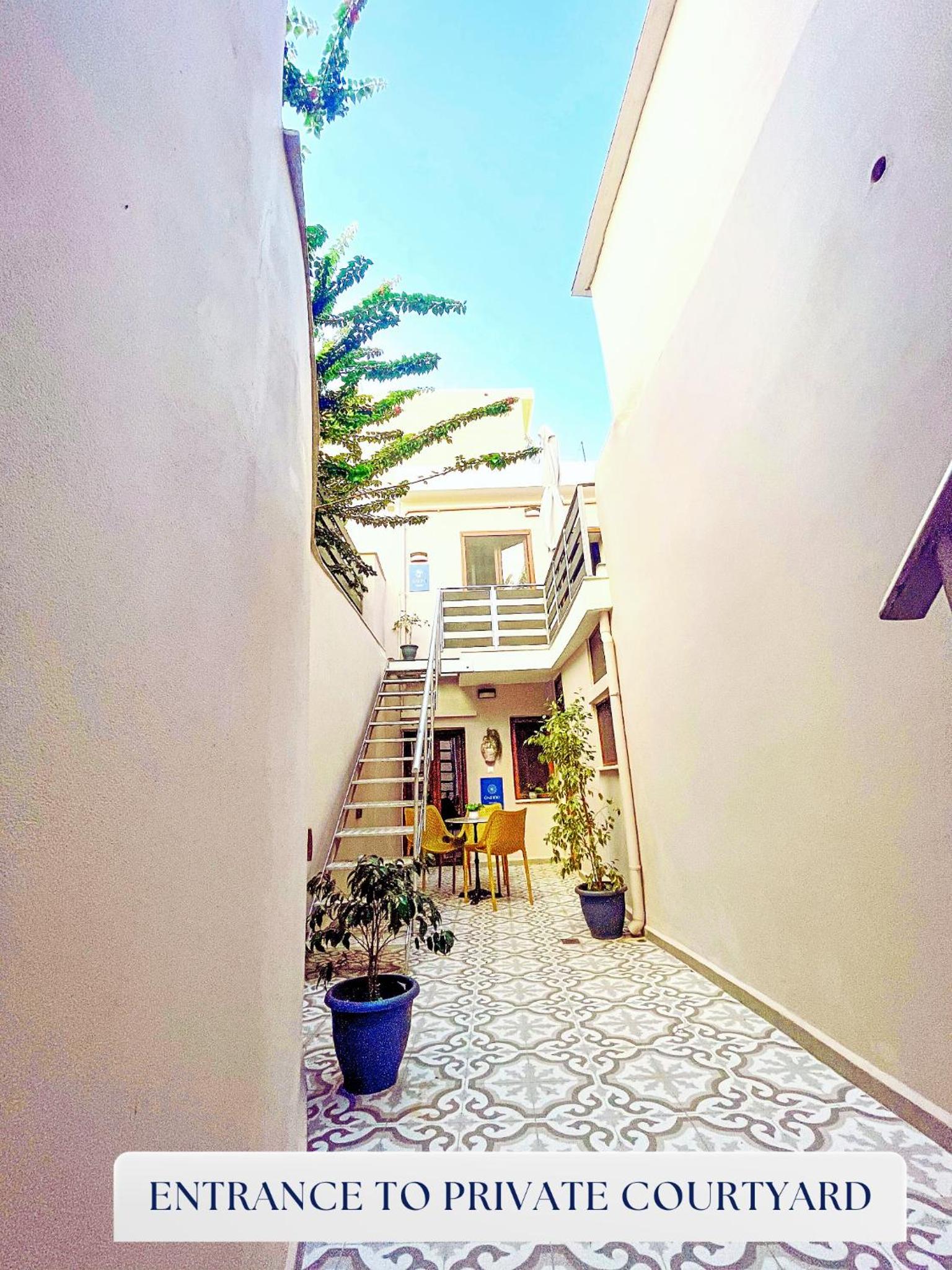 Smyrni Rethymno Suites view 3