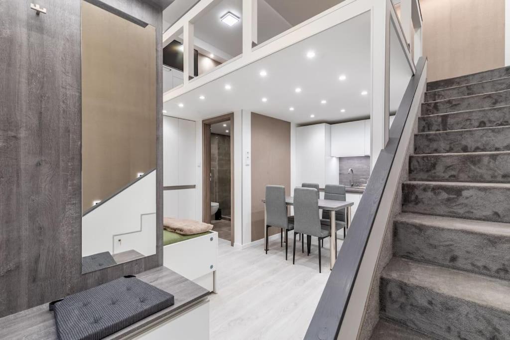 Larina Residence