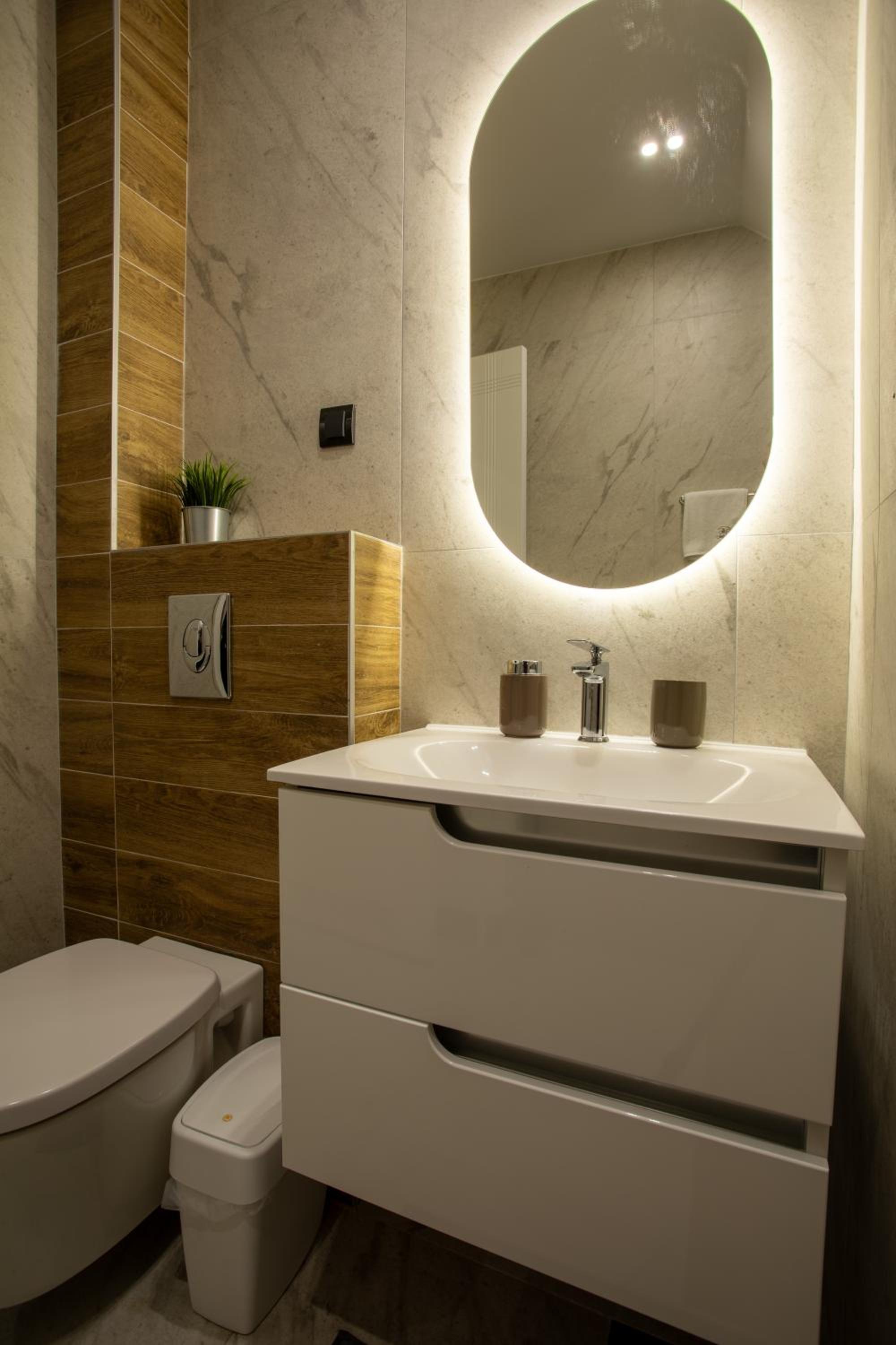 Luna penthouse