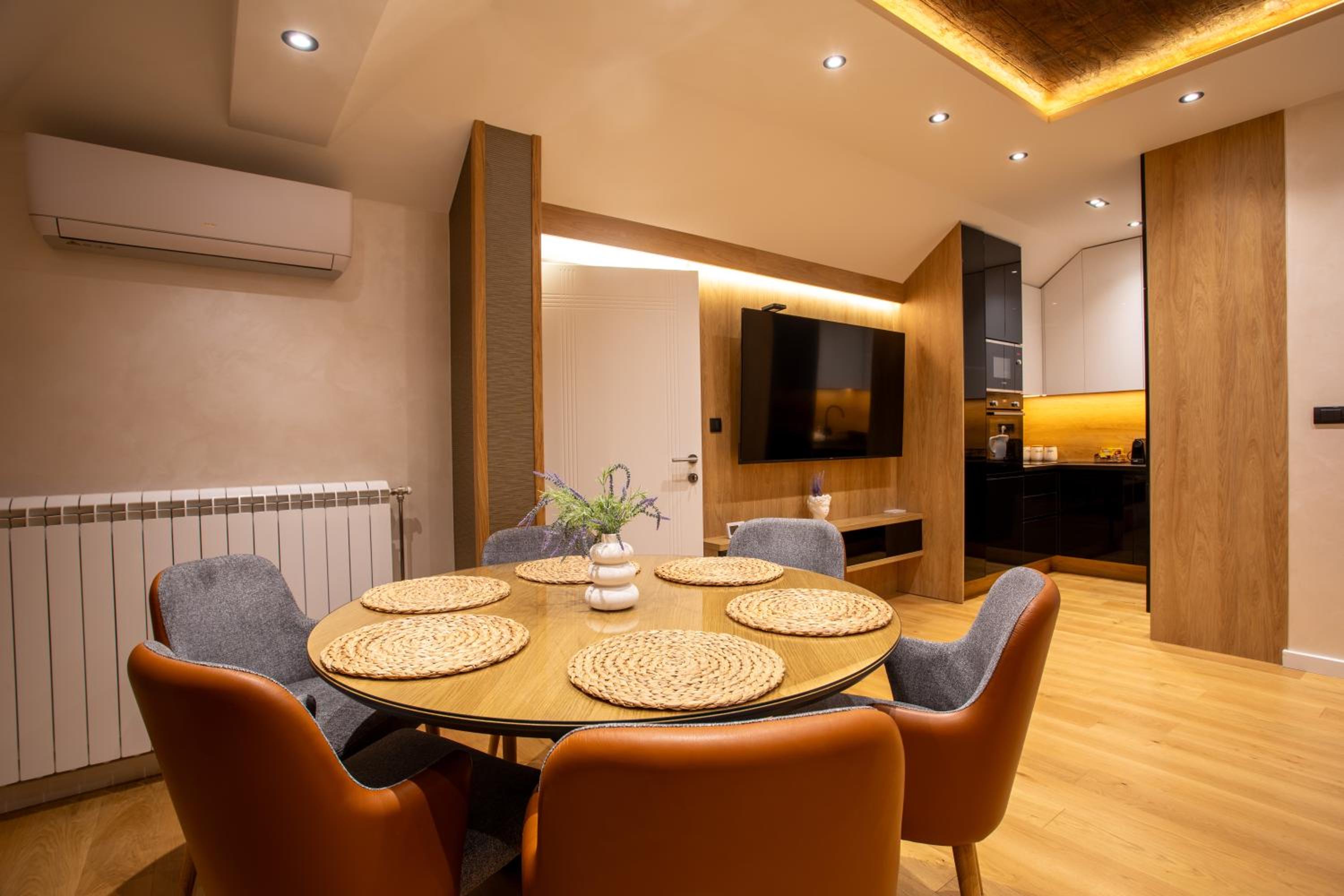 Luna penthouse