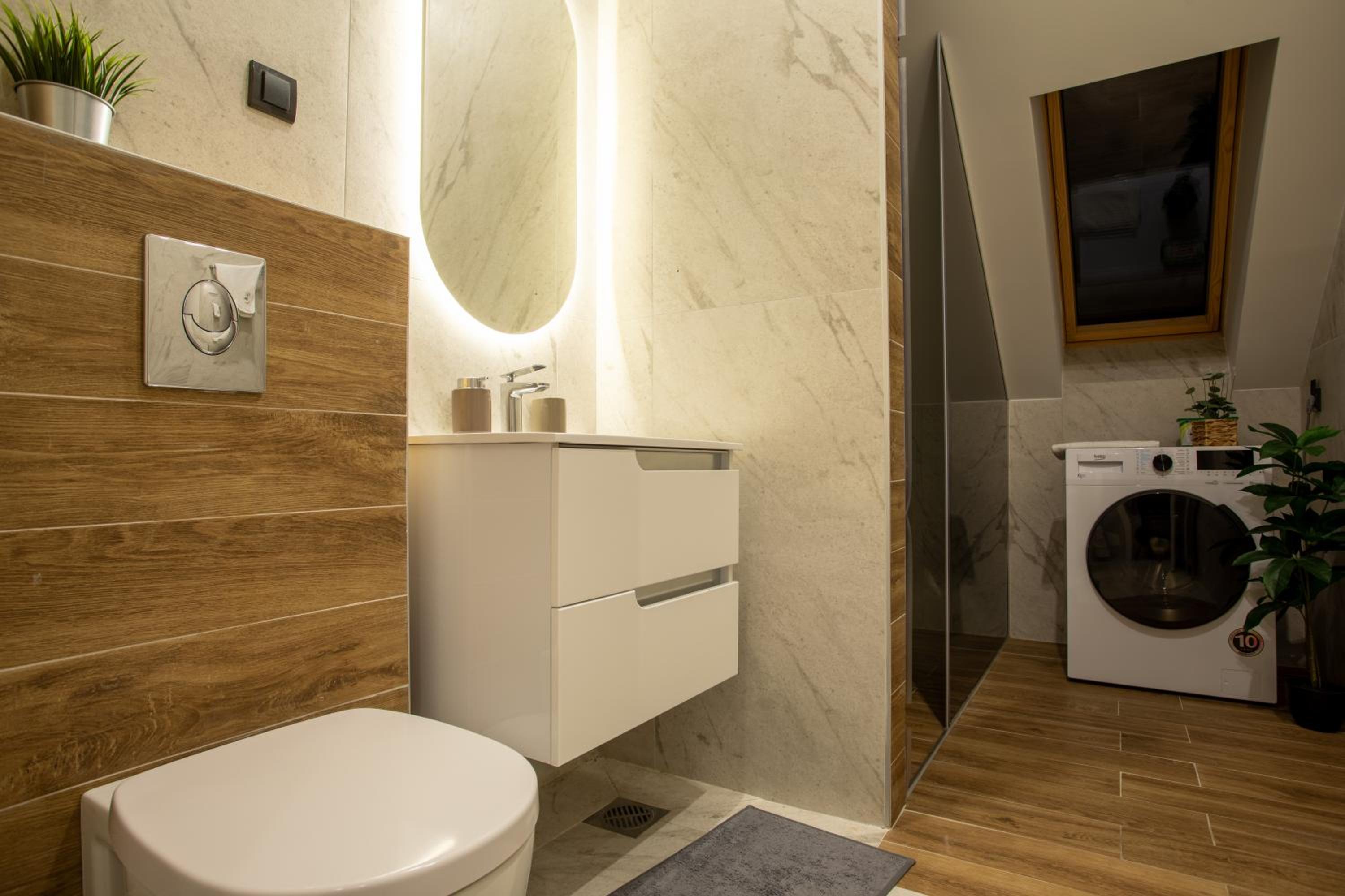 Luna penthouse