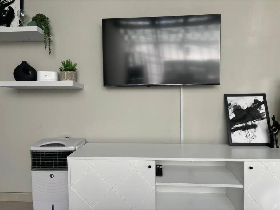 Cosy Nest 5 min2Sandton City 2