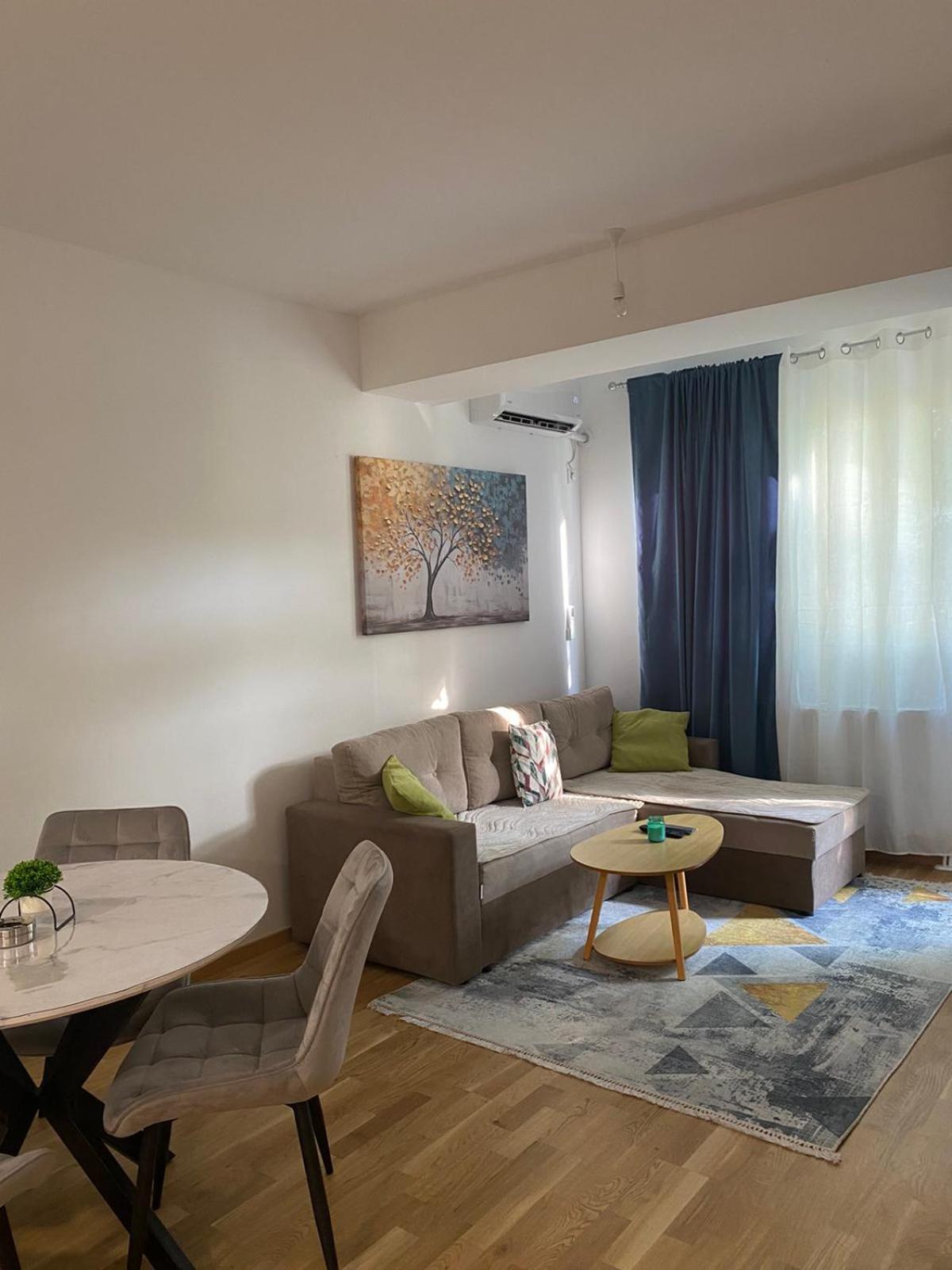 Joanne Apartments