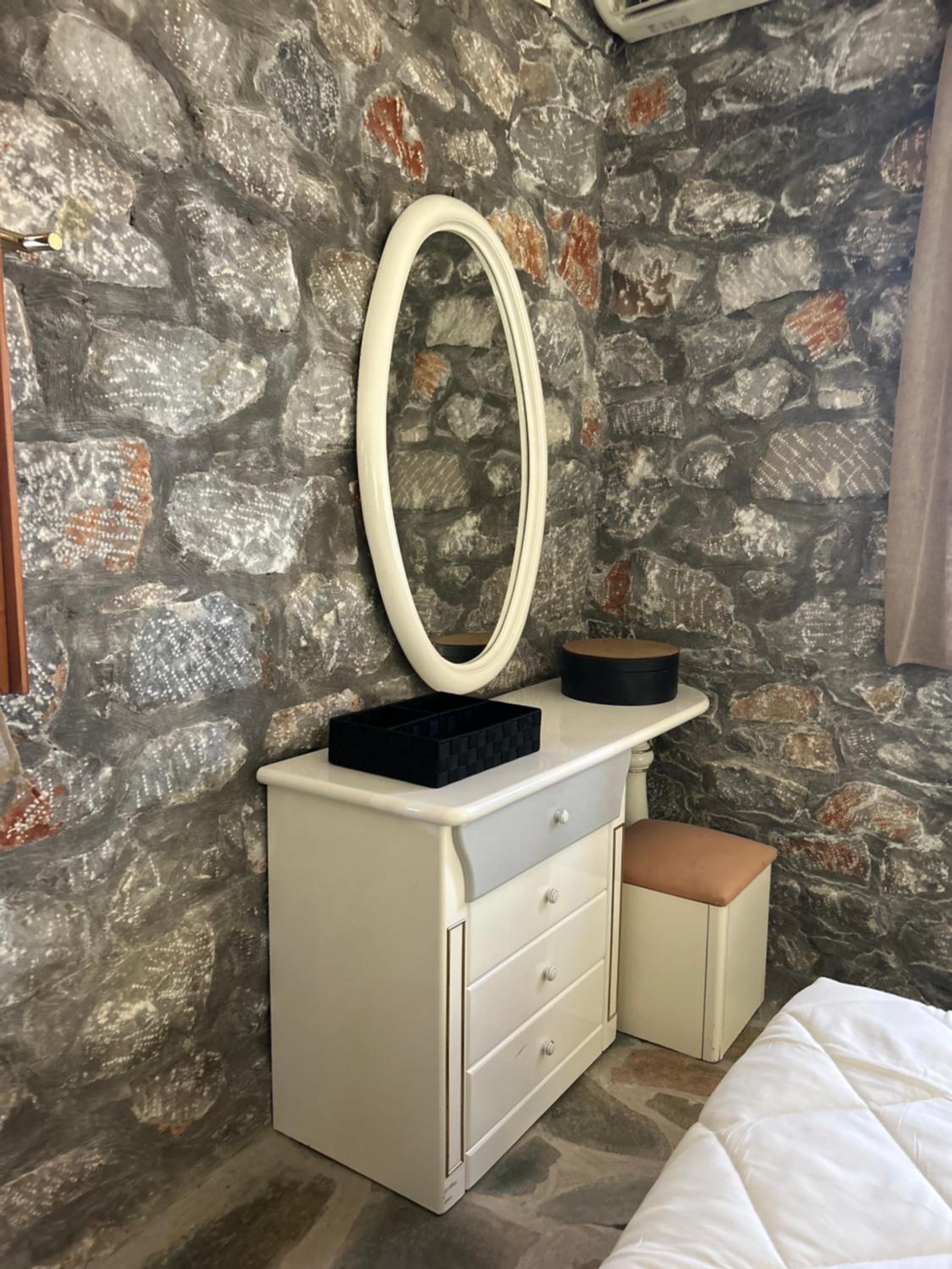 Terra Mani stone rental apartments