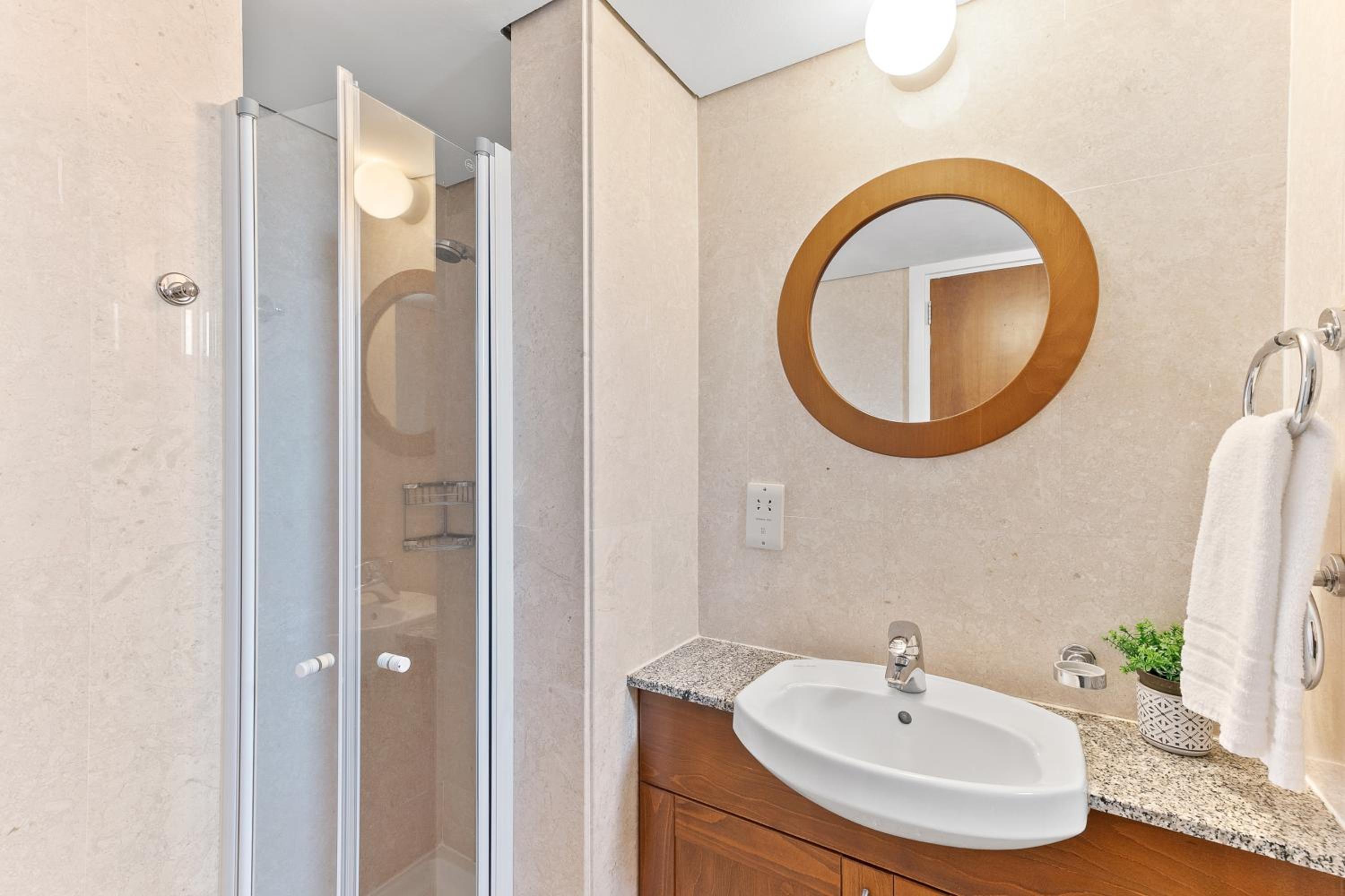 2 bedroom Apartment Chloe with communal pool, Aphrodite Hills Resort