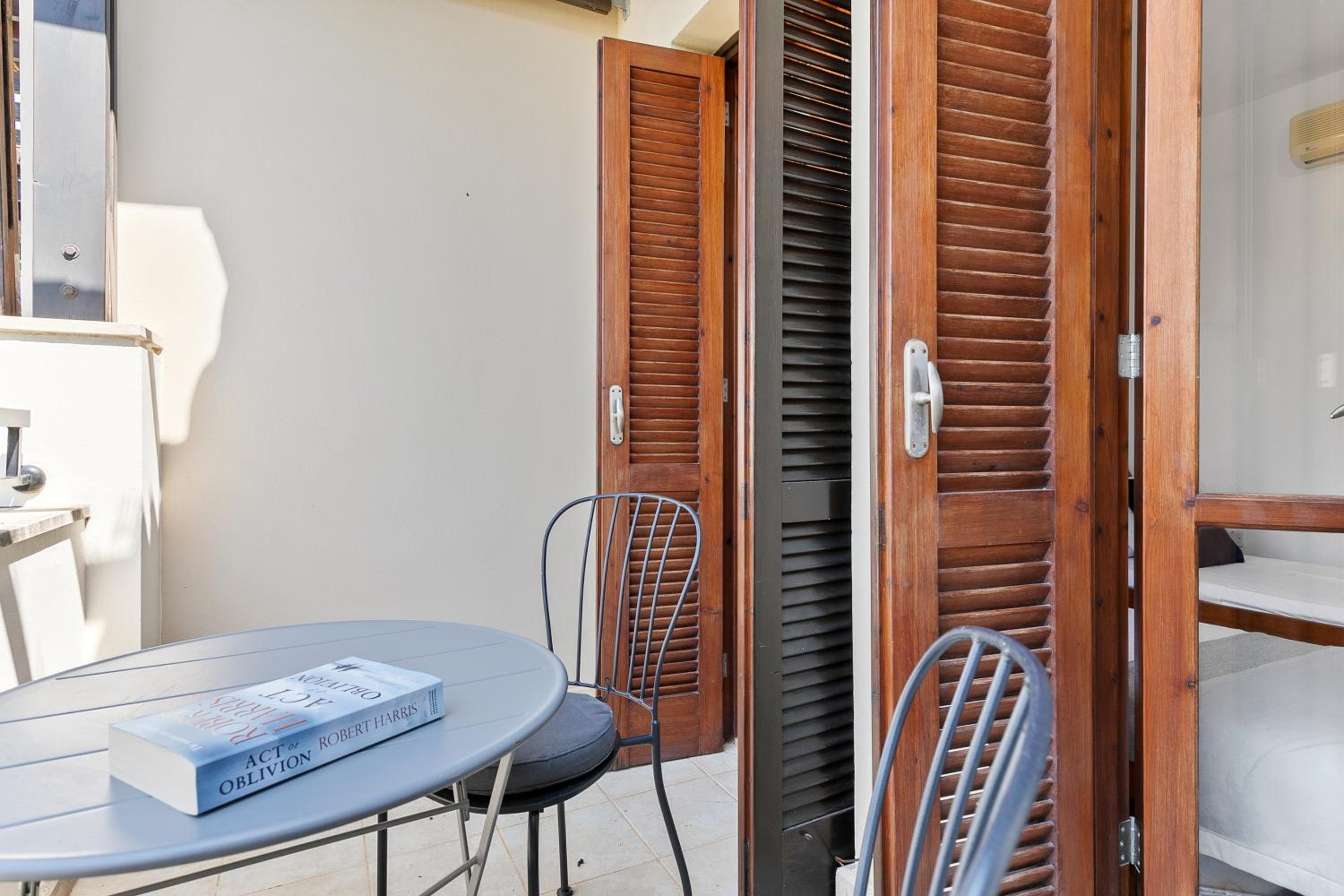 2 bedroom Apartment Chloe with communal pool, Aphrodite Hills Resort