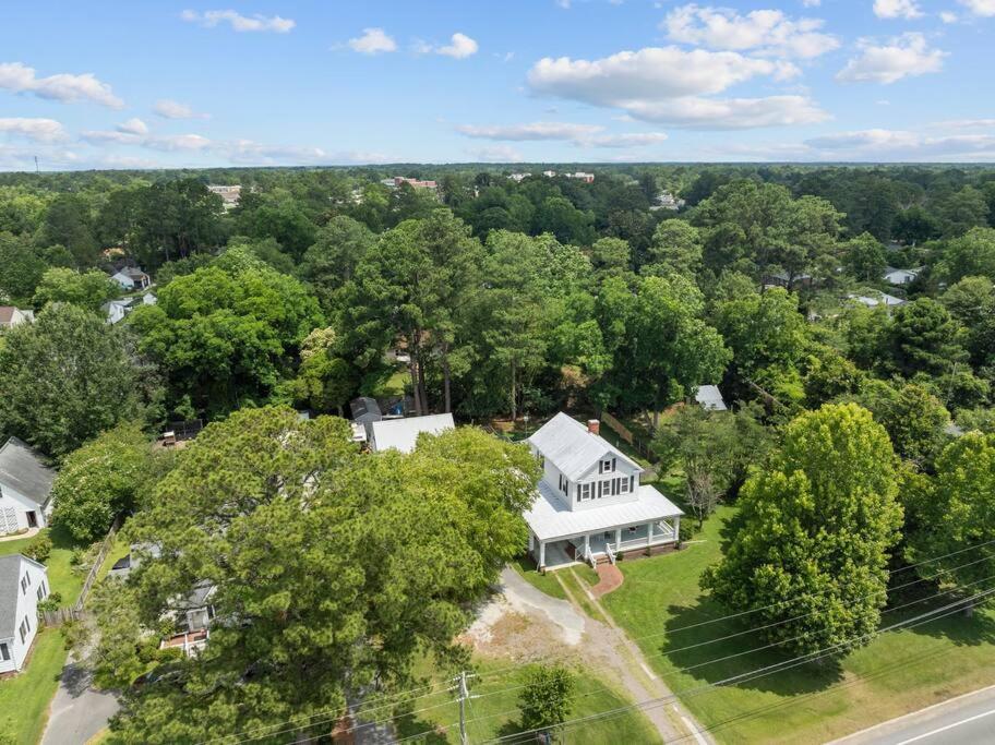 Magnolia Manor