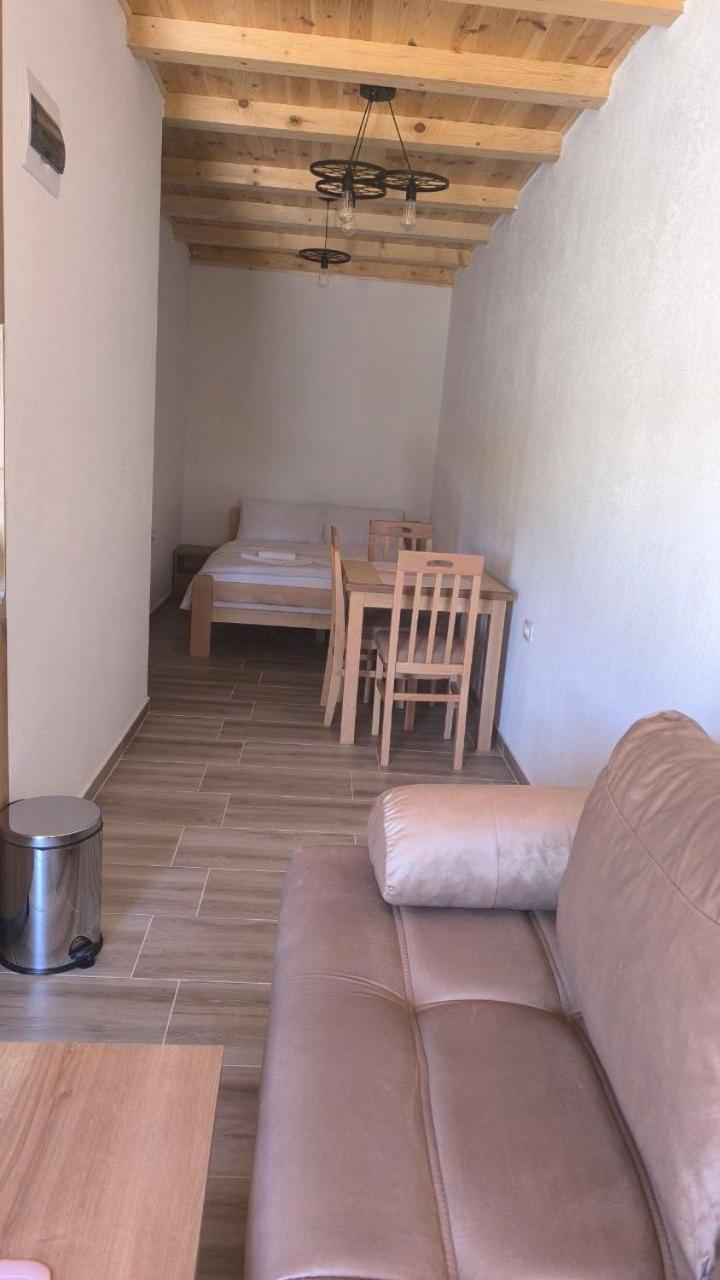 Apartmani Stara kuca