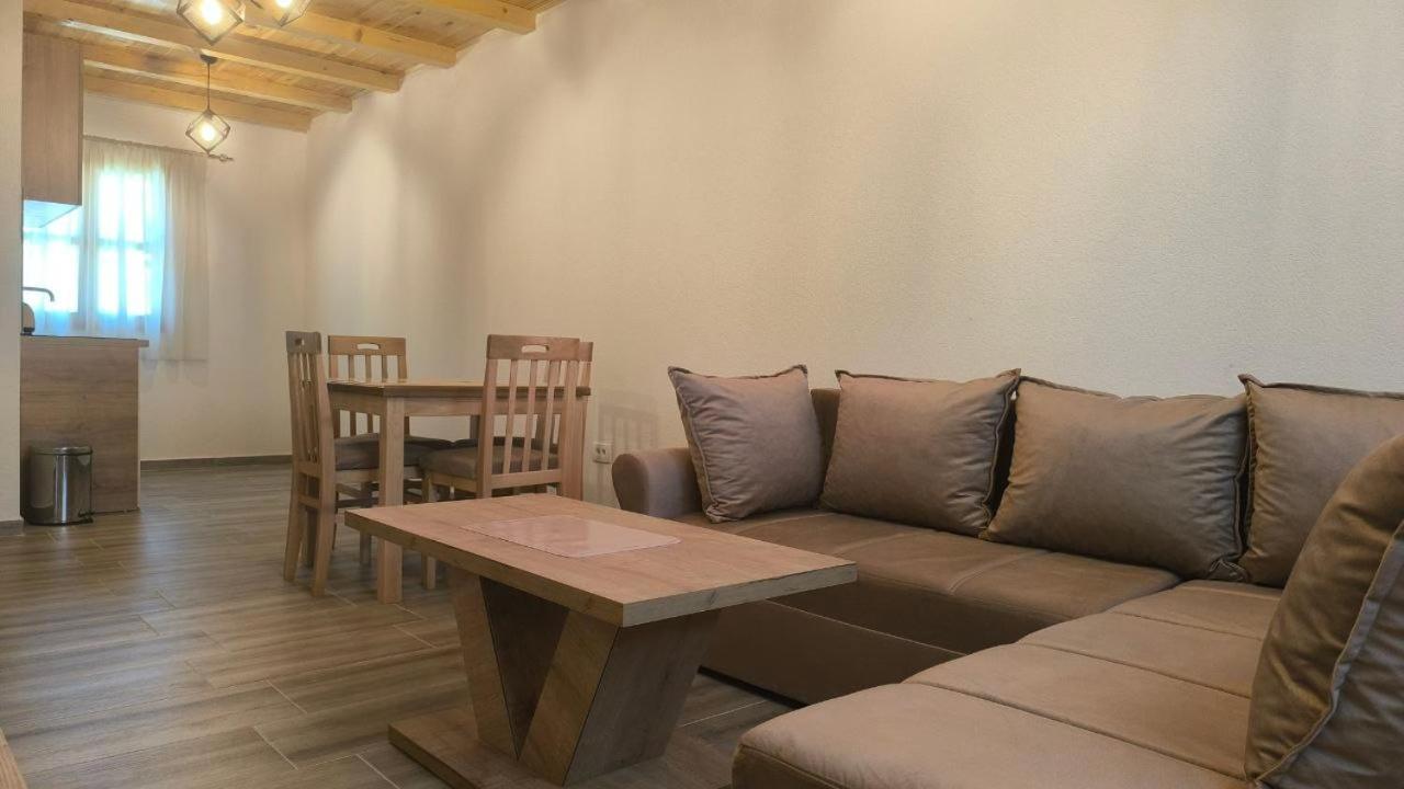 Apartmani Stara kuca