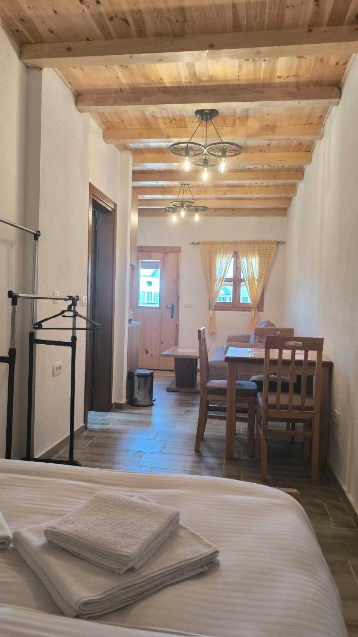 Apartmani Stara kuca