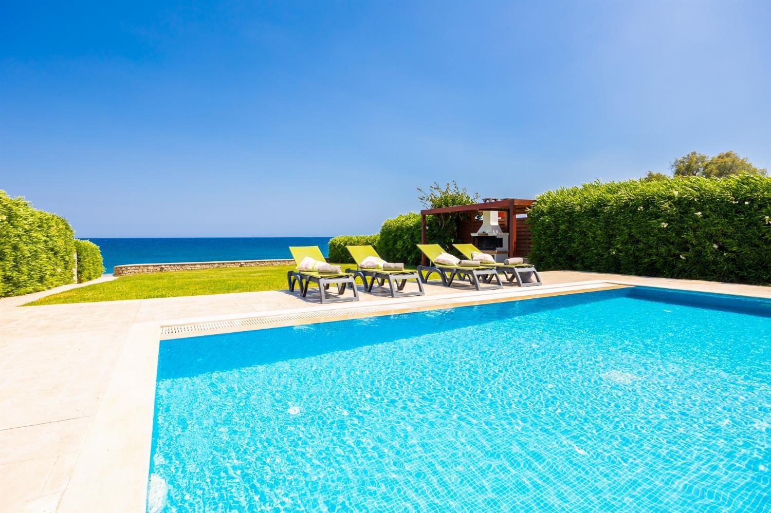 Villa Tsampikos