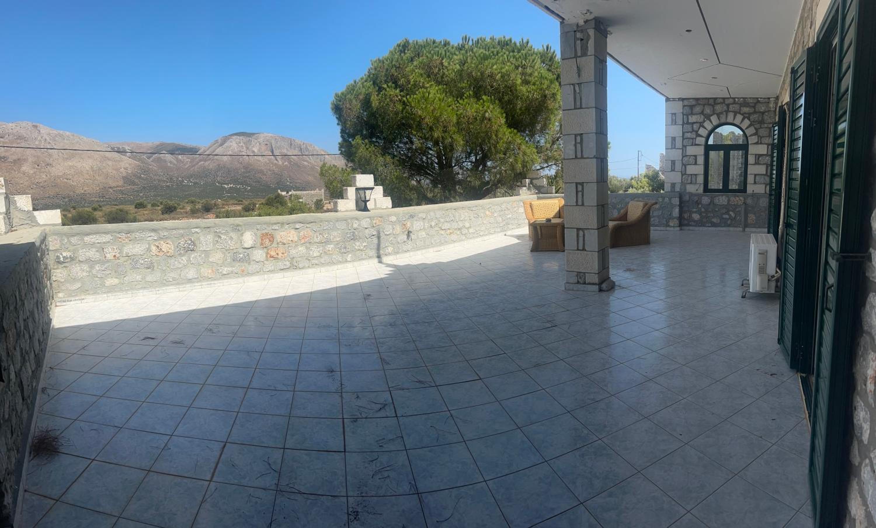 Terra Mani stone rental apartments