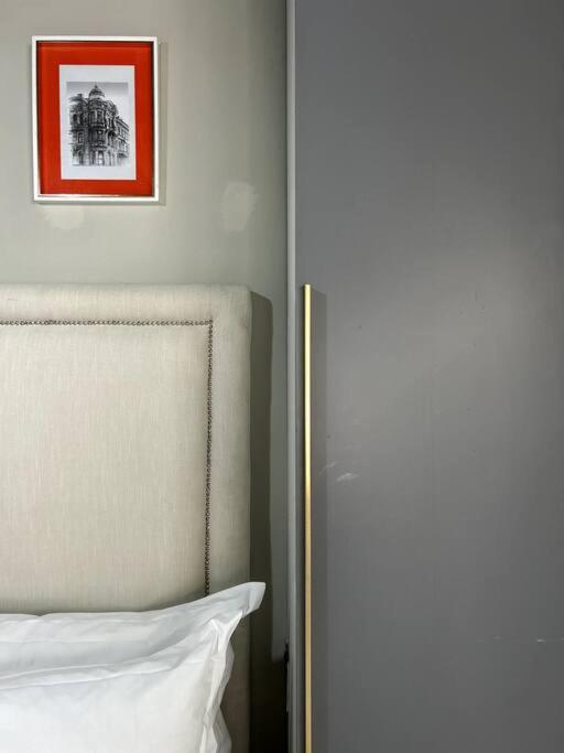 Luxury apt walk 2Melrose Arch 5