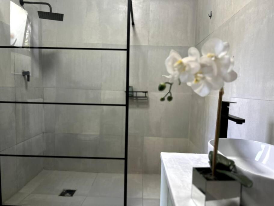 Luxury apt walk 2Melrose Arch 5