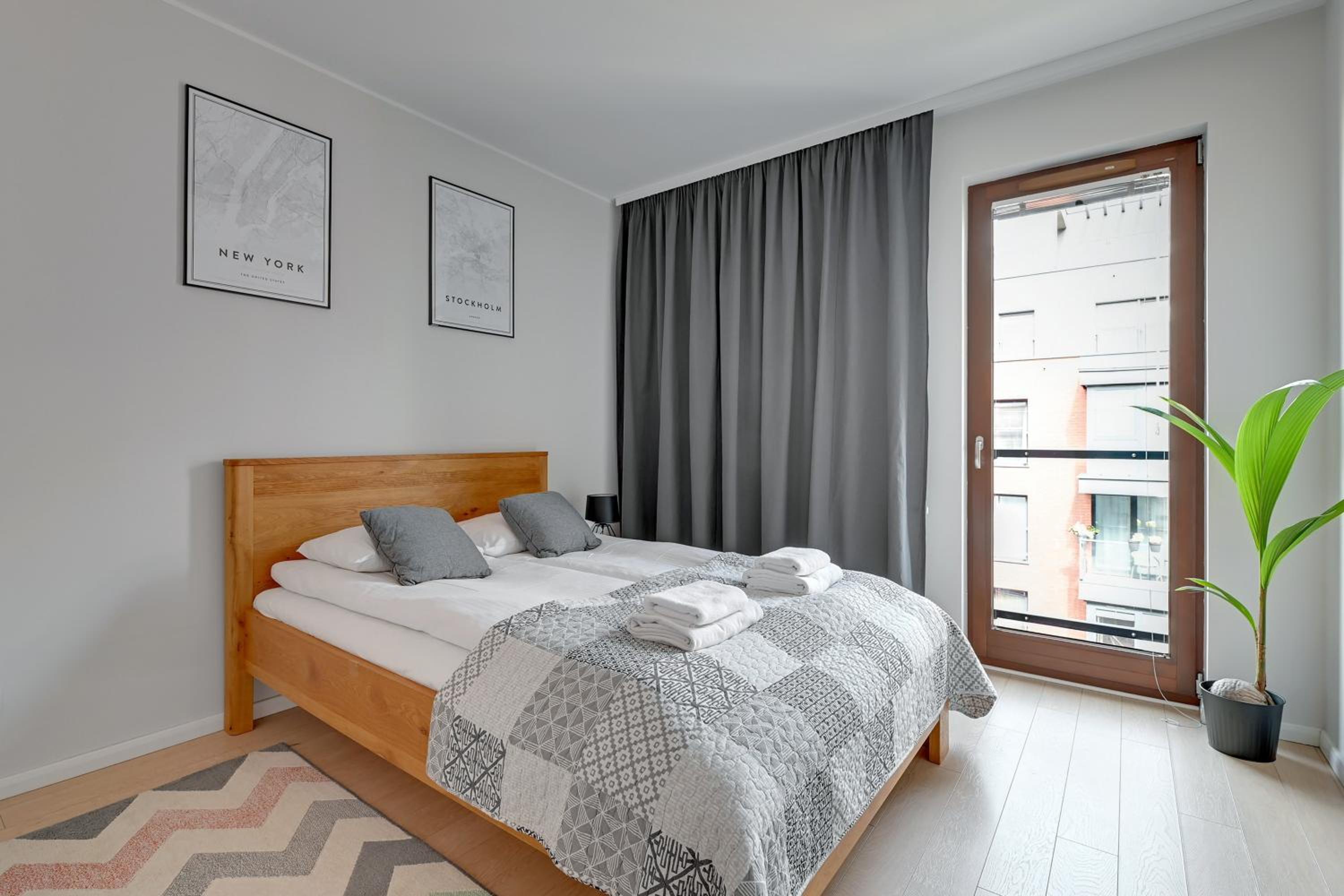Apartments Chmielna Park by Noclegi Renters