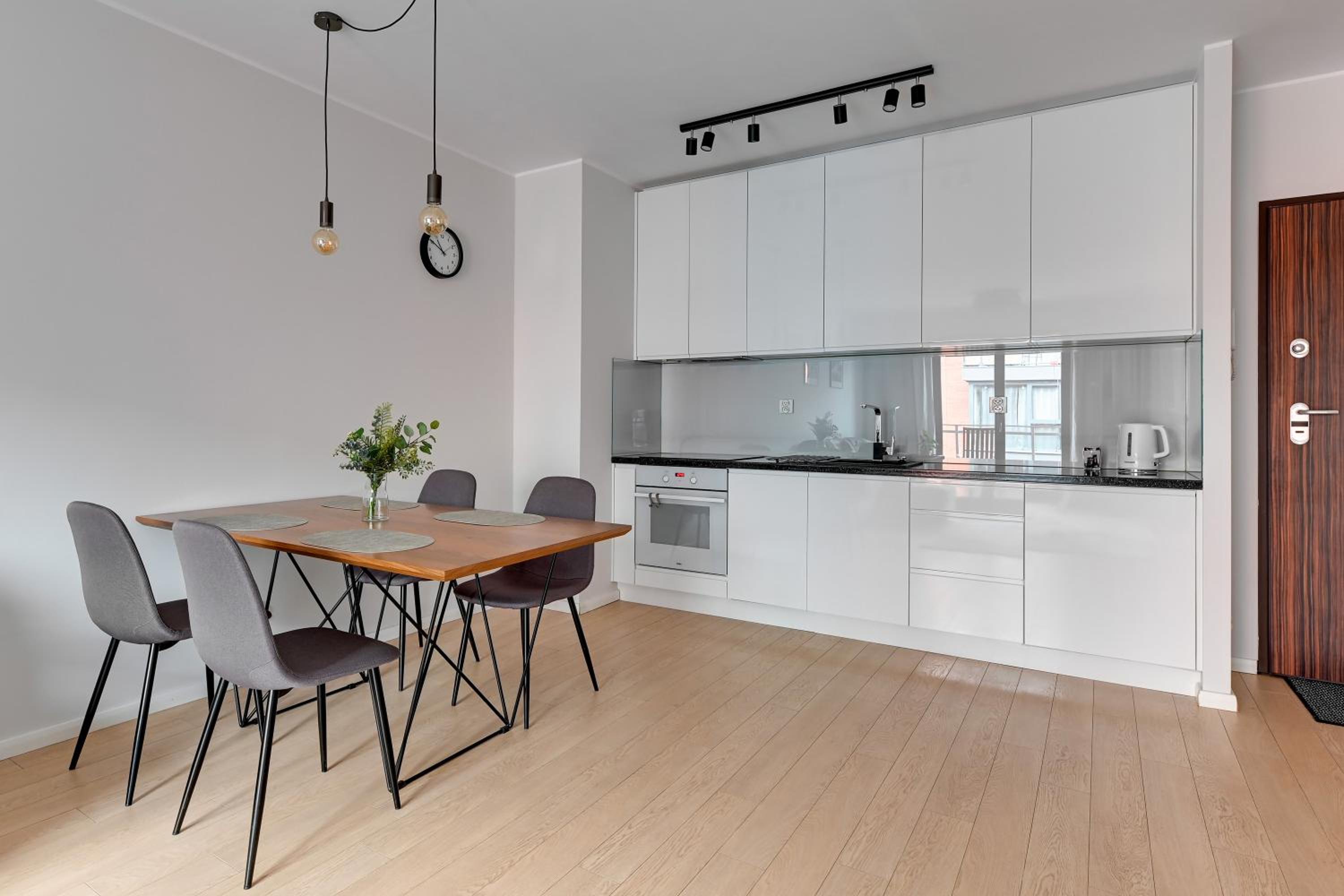 Apartments Chmielna Park by Noclegi Renters