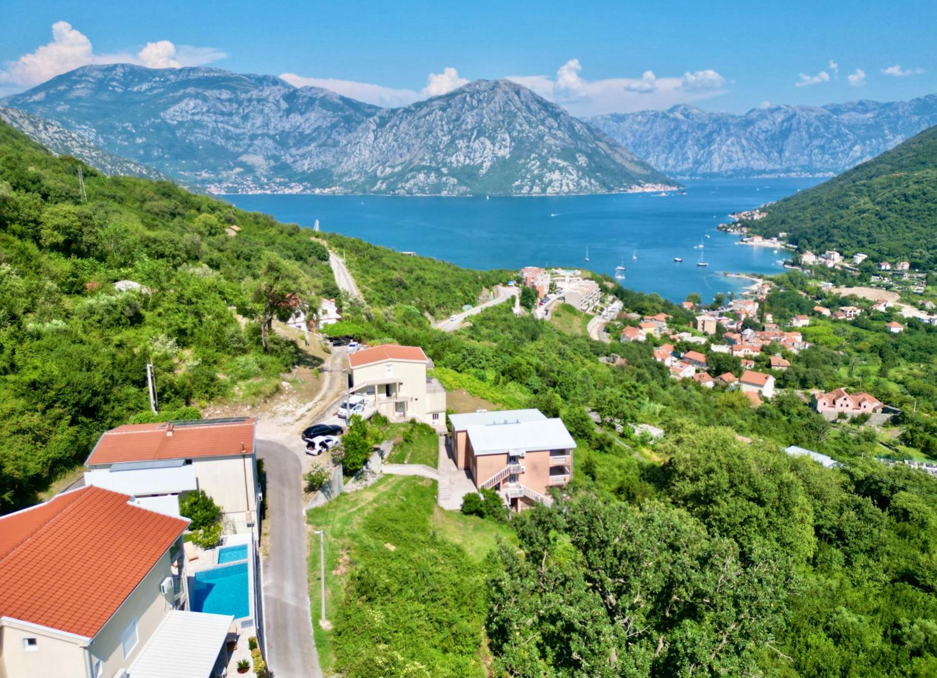 Villa Maki