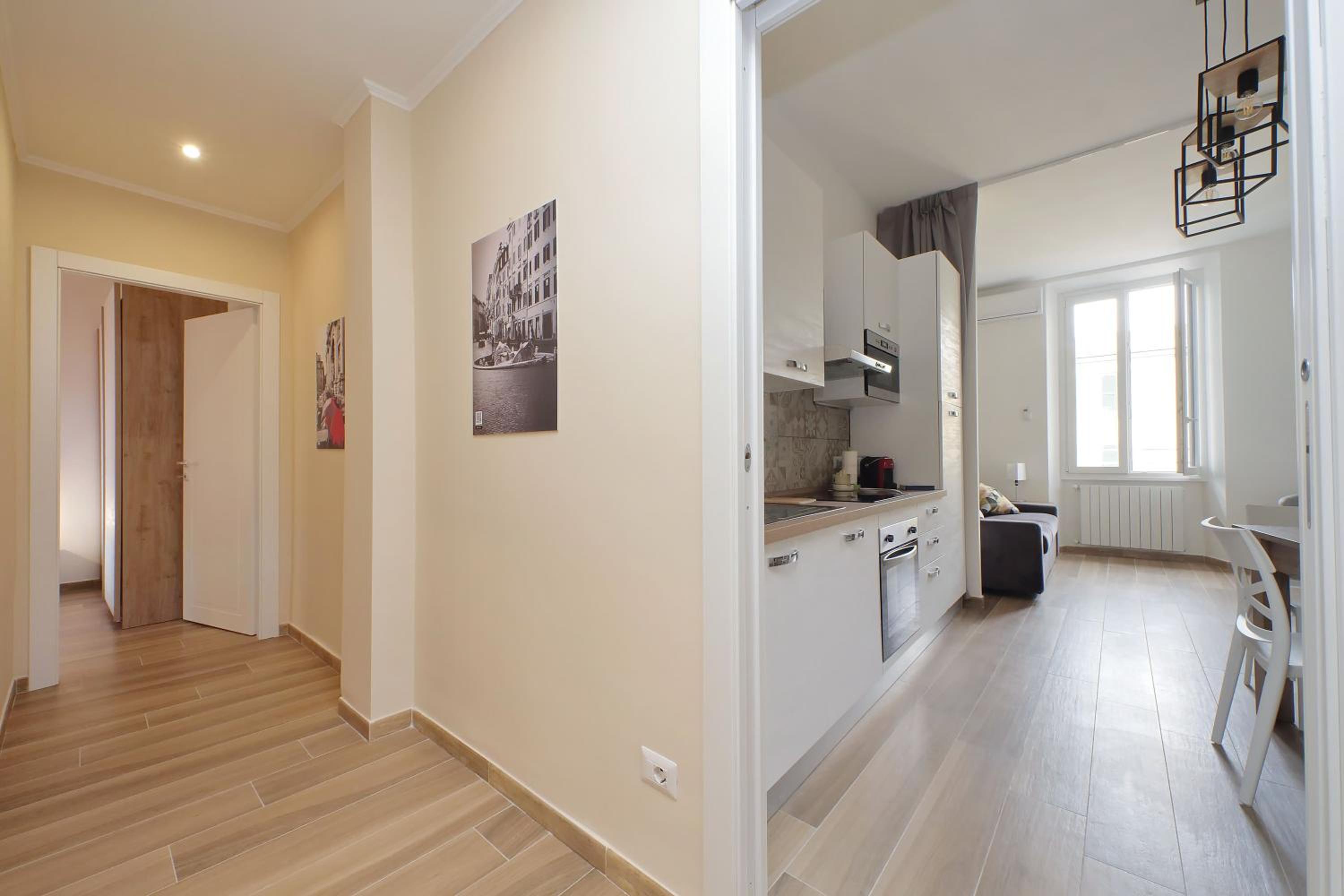 Prestigious Re di Roma Apartment