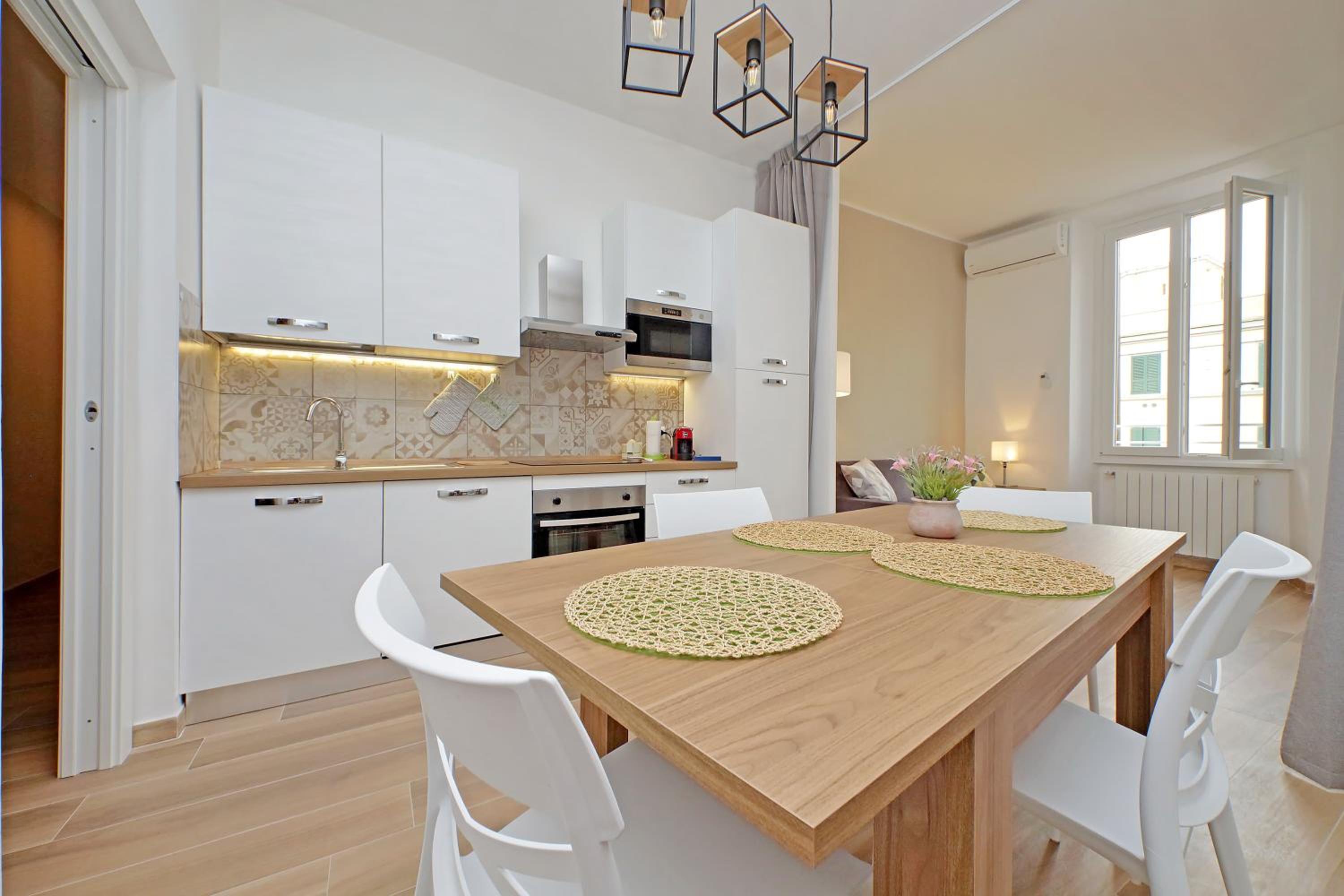 Prestigious Re di Roma Apartment